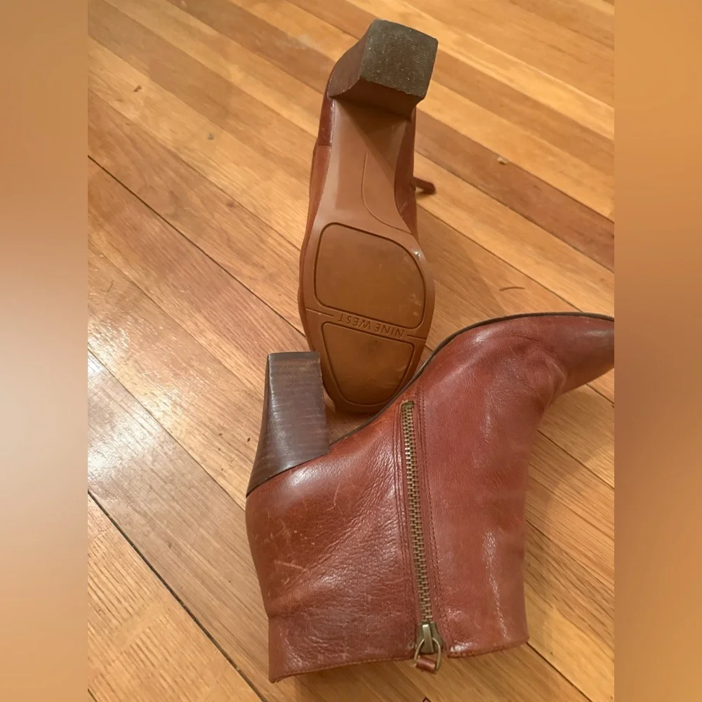 Nine West Vintage Leather Chestnut Ankle Booties